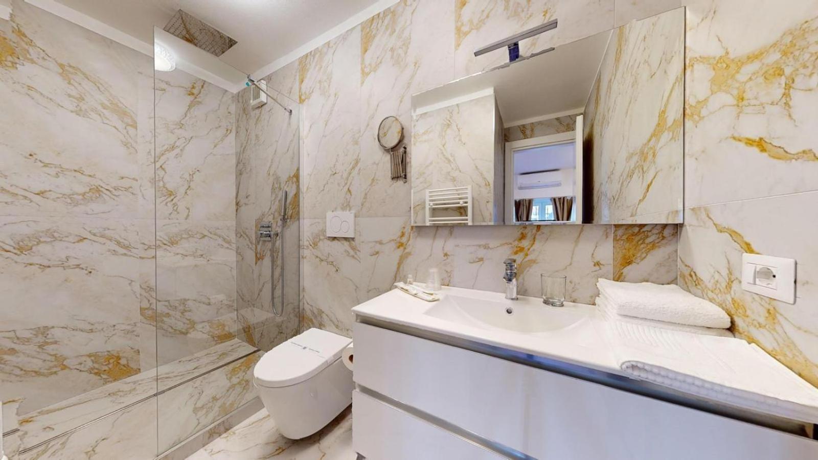 Guest House Duomo Milano Exterior photo